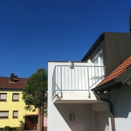 Studio Ochsenfurt Mit Sonnigem Balkon Esterno foto