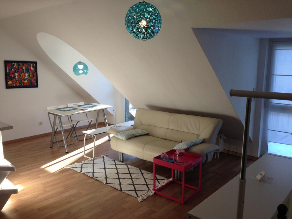 Studio Ochsenfurt Mit Sonnigem Balkon Esterno foto